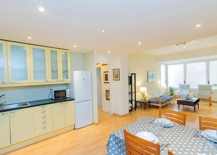 Eixample Dret Corsega Roger Lluria By Interhome *