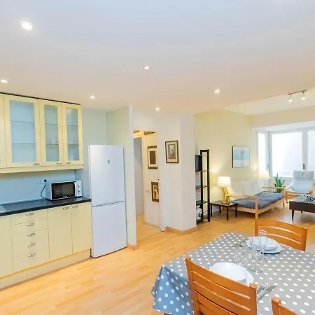 Eixample Dret Corsega Roger Lluria By Interhome *