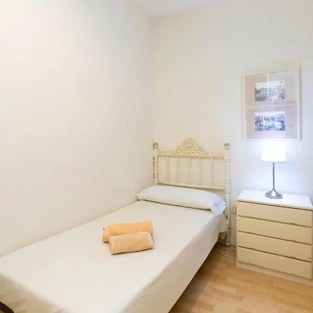 Eixample Dret Corsega Roger Lluria By Interhome Lägenhet Barcelona