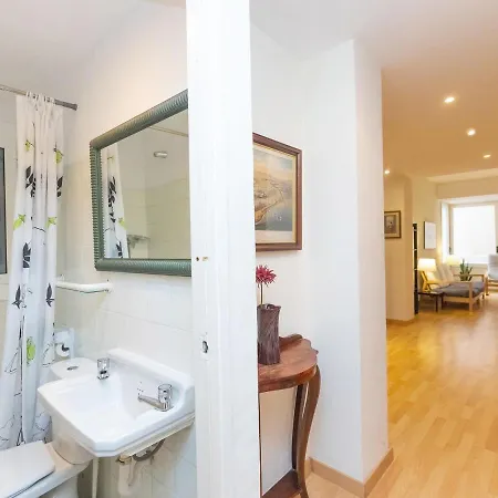 Eixample Dret Corsega Roger Lluria By Interhome Lägenhet *