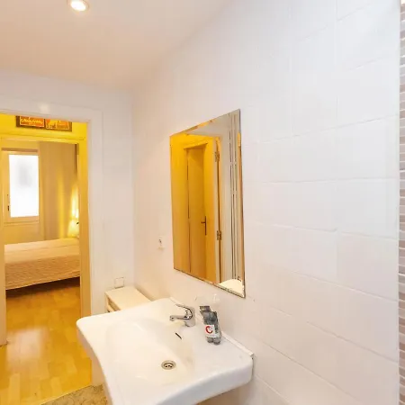 Eixample Dret Corsega Roger Lluria By Interhome * Barselona